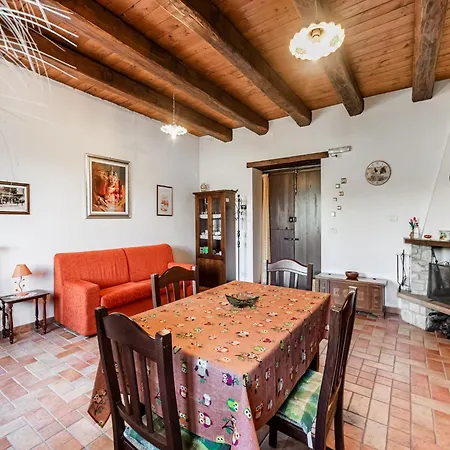 Cottage In Bomba Near Lake Bomba, Cleaning Included * Bomba