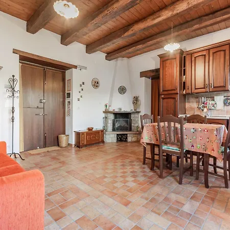 Holiday home Cottage In Bomba Near Lake Bomba, Cleaning Included *