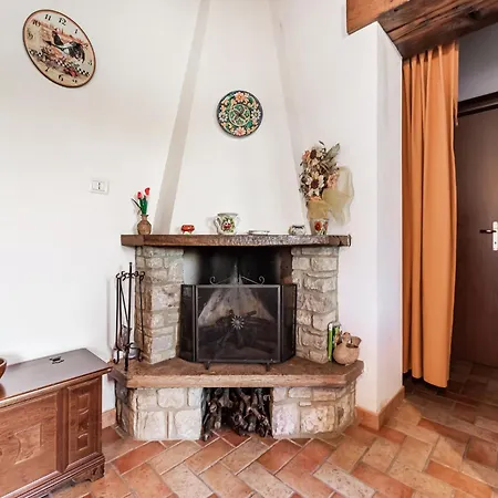 Holiday home Cottage In Bomba Near Lake Bomba, Cleaning Included *